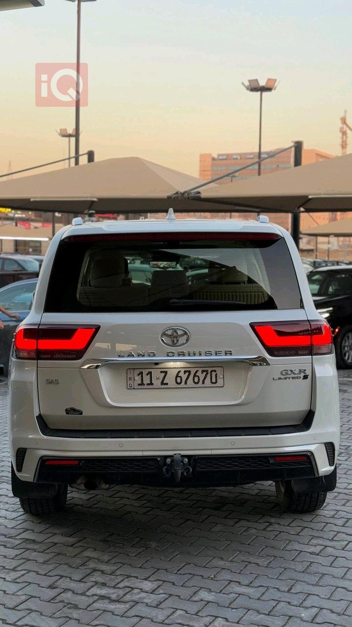 تويوتا لاندكروزر